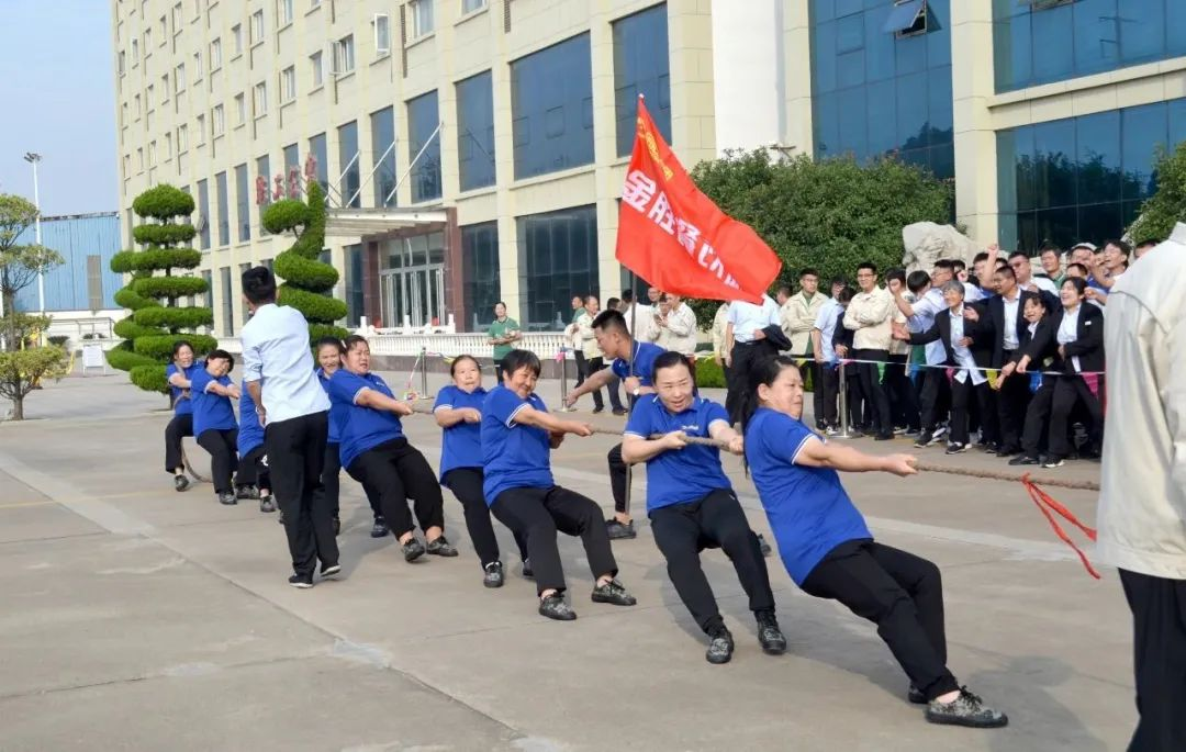 经过各队运动员们的奋力角逐，最3.png