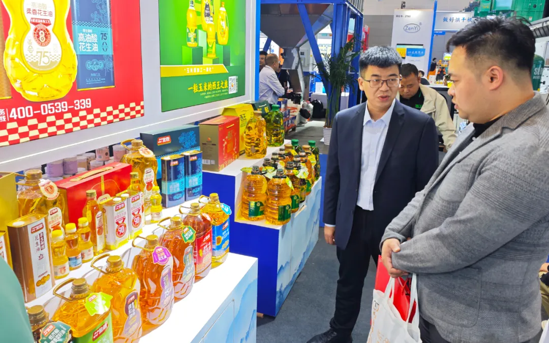 对接会后，多家渠道商代表应1.png